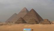 埃及金字塔旁出现疑似外星人基地？