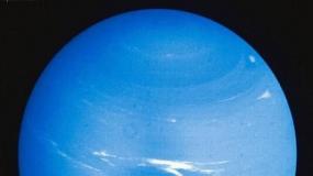 探秘太阳系最冷的星球：天王星零下224摄氏度