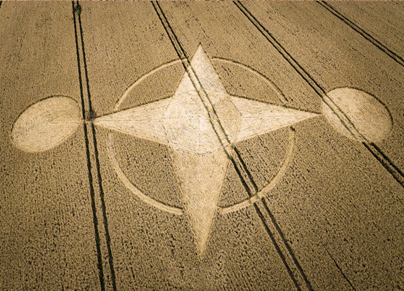 2023年8月2日英国Preston Candover麦田怪圈