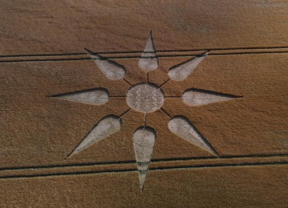 2025年6月15日英国Kingsdon麦田怪圈