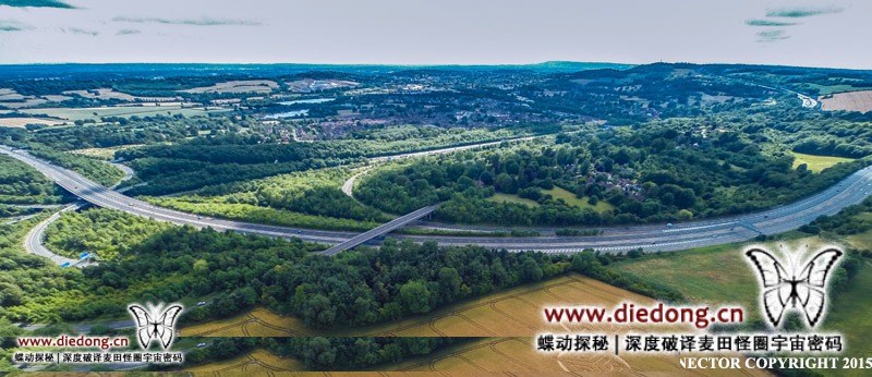 2015年7月19日英国Ockley Hill麦田怪圈