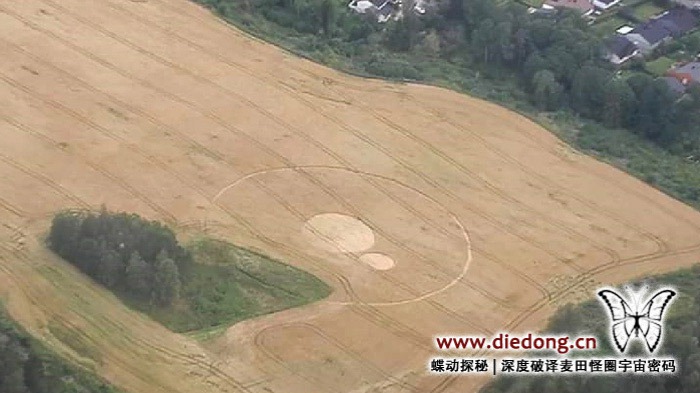 2015年8月9日挪威Krom Farm麦田怪圈