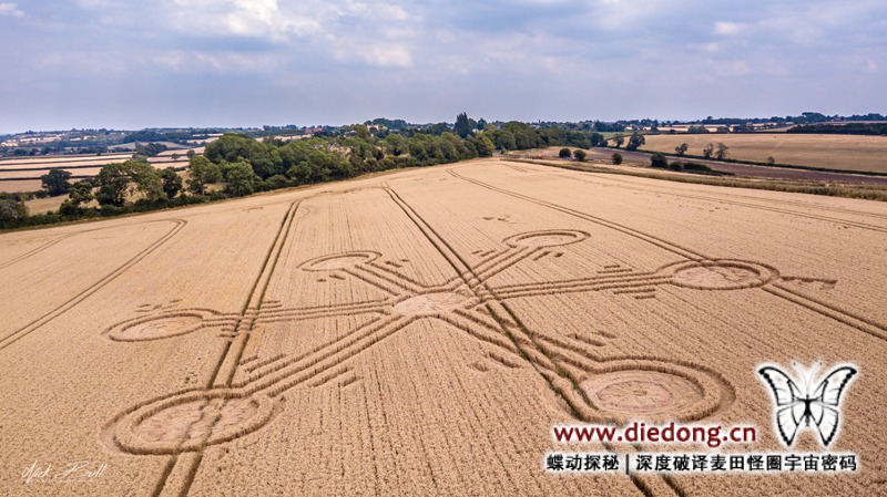 2018年7月26日英国Chesterton Windmill麦田怪圈