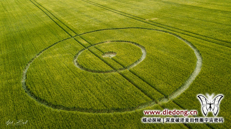 2018年7月1日英国Pancake Plantation麦田怪圈