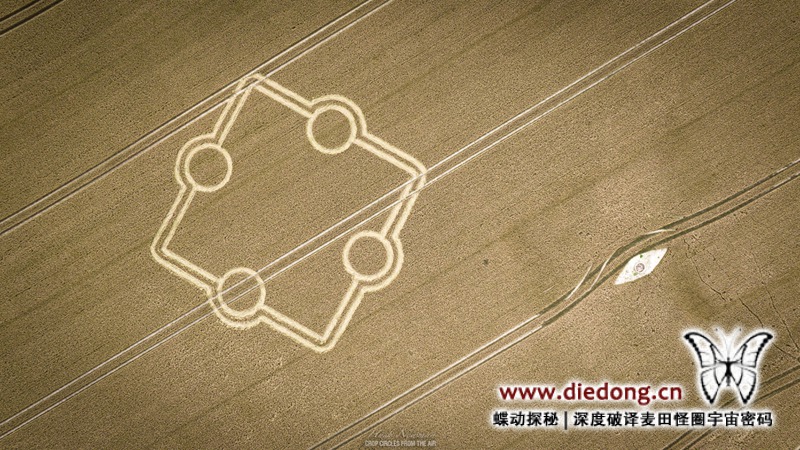 2024年7月14日英国Normanton Down Barrows麦田怪圈