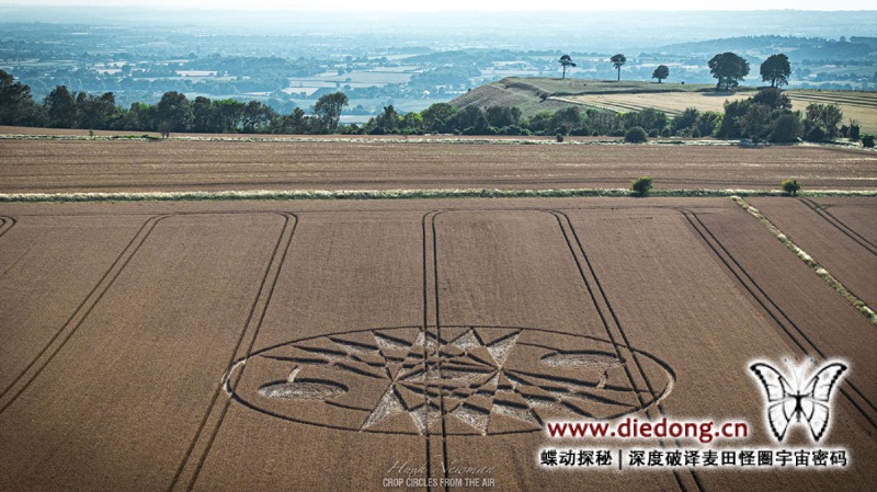 2026年7月11日英国Roundway Hill麦田怪圈